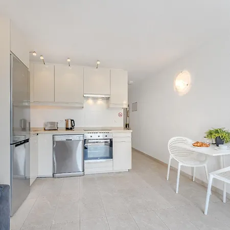 Duplex In Complex Andorra דירה ארונה